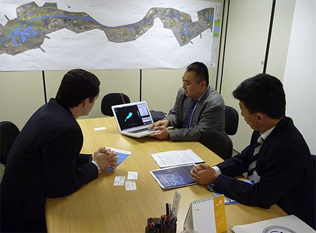 サンパウロ州水エネルギー局本部にてBiwa-3Dの紹介風景