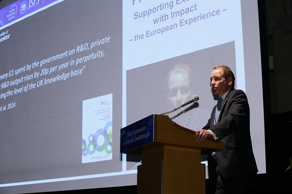 Photo of a symposium session