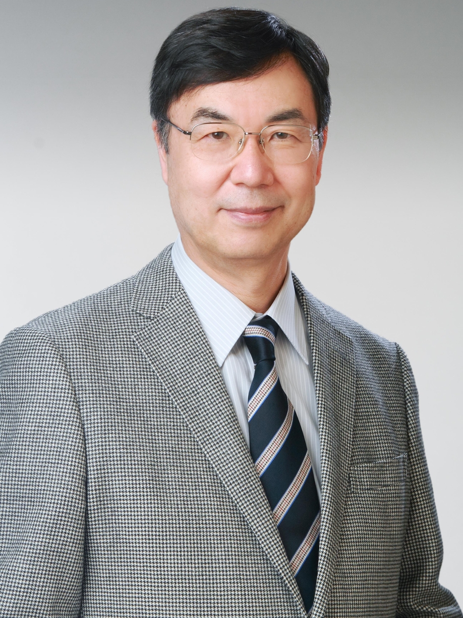 坂口　志文　（さかぐち　しもん）氏の写真