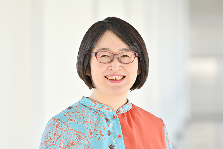 Dr.  MINAMIDA Akemi