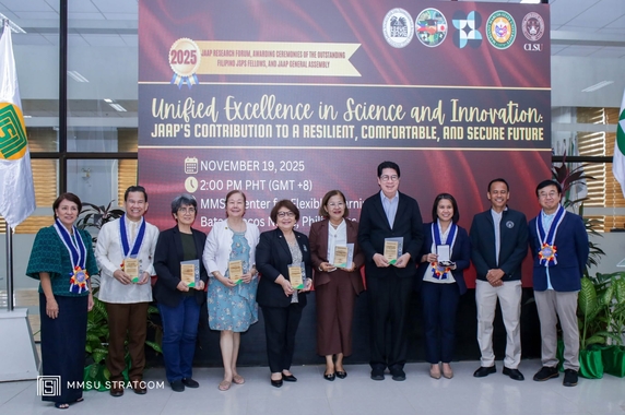 Filipino JSPS Fellows and RONPAKU Fellow
