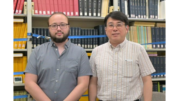 写真:7月26日 東京都立大学 左からフェロー(JSPSワシントンセンター推薦)、ホスト