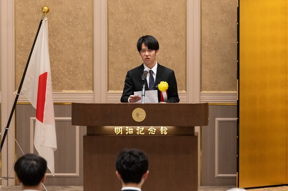 受賞者代表挨拶(髙田真悟様)