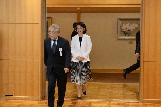 Photo of HIH Princess Akishino, entering the reception venue