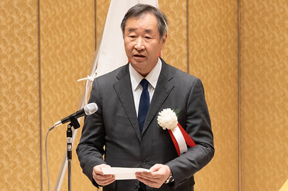 梶田隆章審査会委員長による審査経過報告