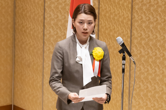 受賞者代表挨拶(志田夏美様)