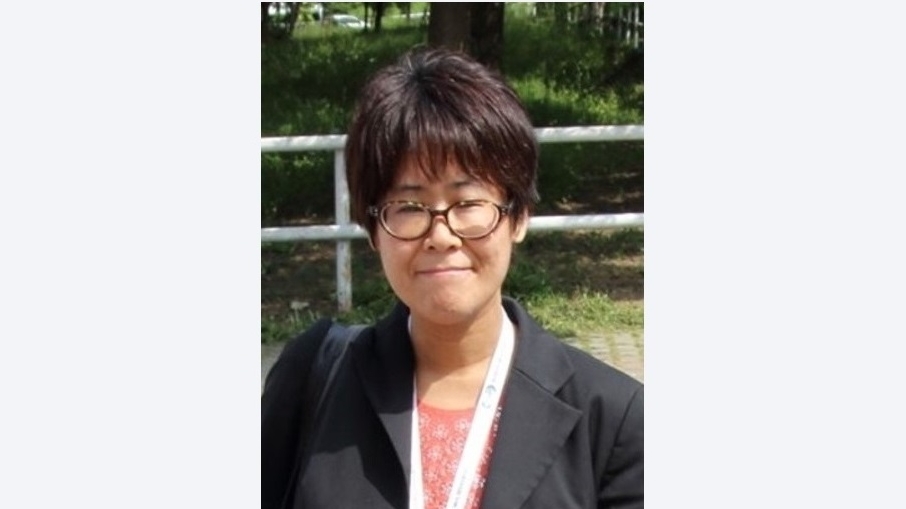 石塚 真由美教授