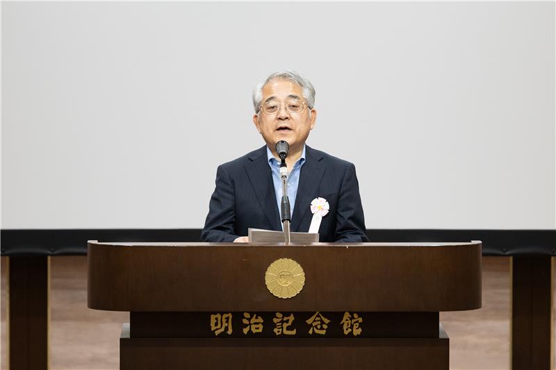 JSPS President SUGINO Tsuyoshi delivers opening remarks.