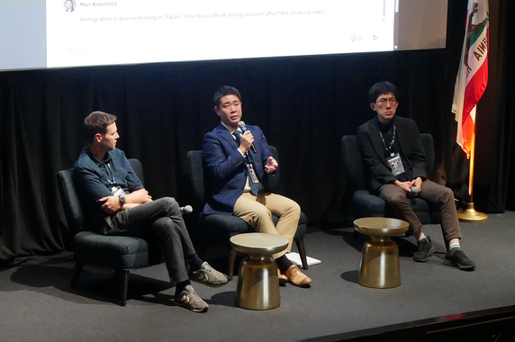 Speakers answering questions