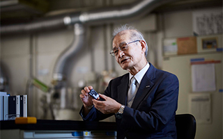 Dr. Akira Yoshino